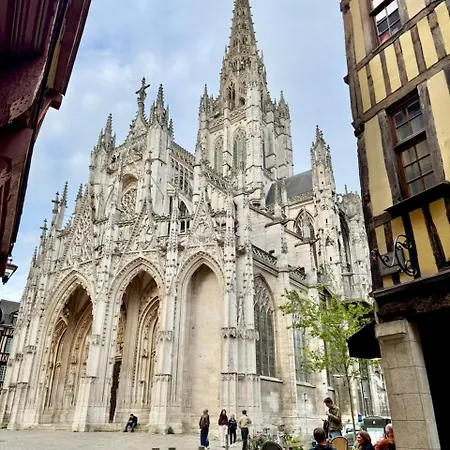 Malpalu St Maclou centre Rouen Linges et ménage inclus Apartamento Ruan